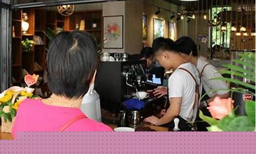 初次创业开什么店合适(初次创业开什么店合适思路)_https://www.tuogunzhijia.com_道指期货_第1张